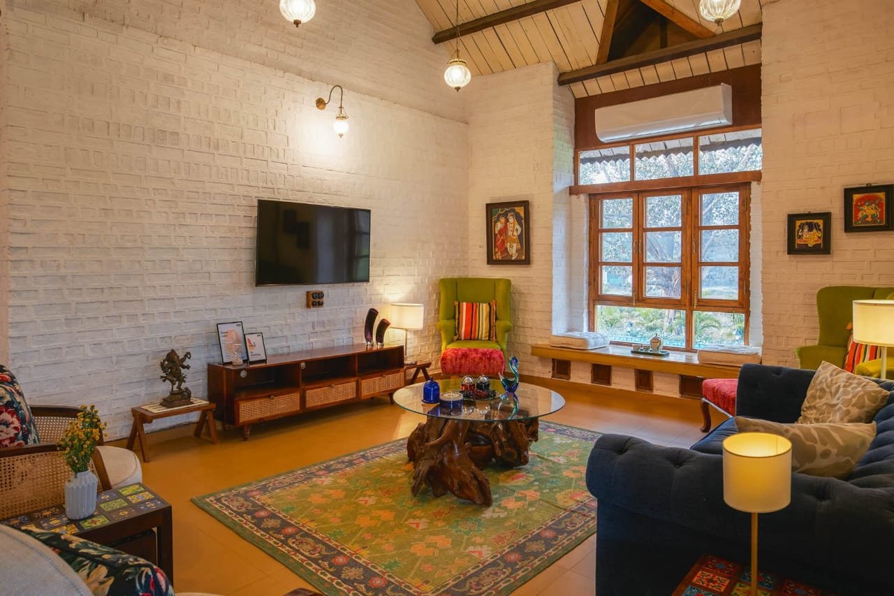 INDIAN LUXURY WITH TRADITIONAL CONSTRUCTION thumbnail 6
